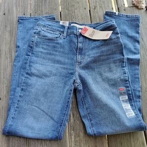 Levis 724 High rise straight jeans